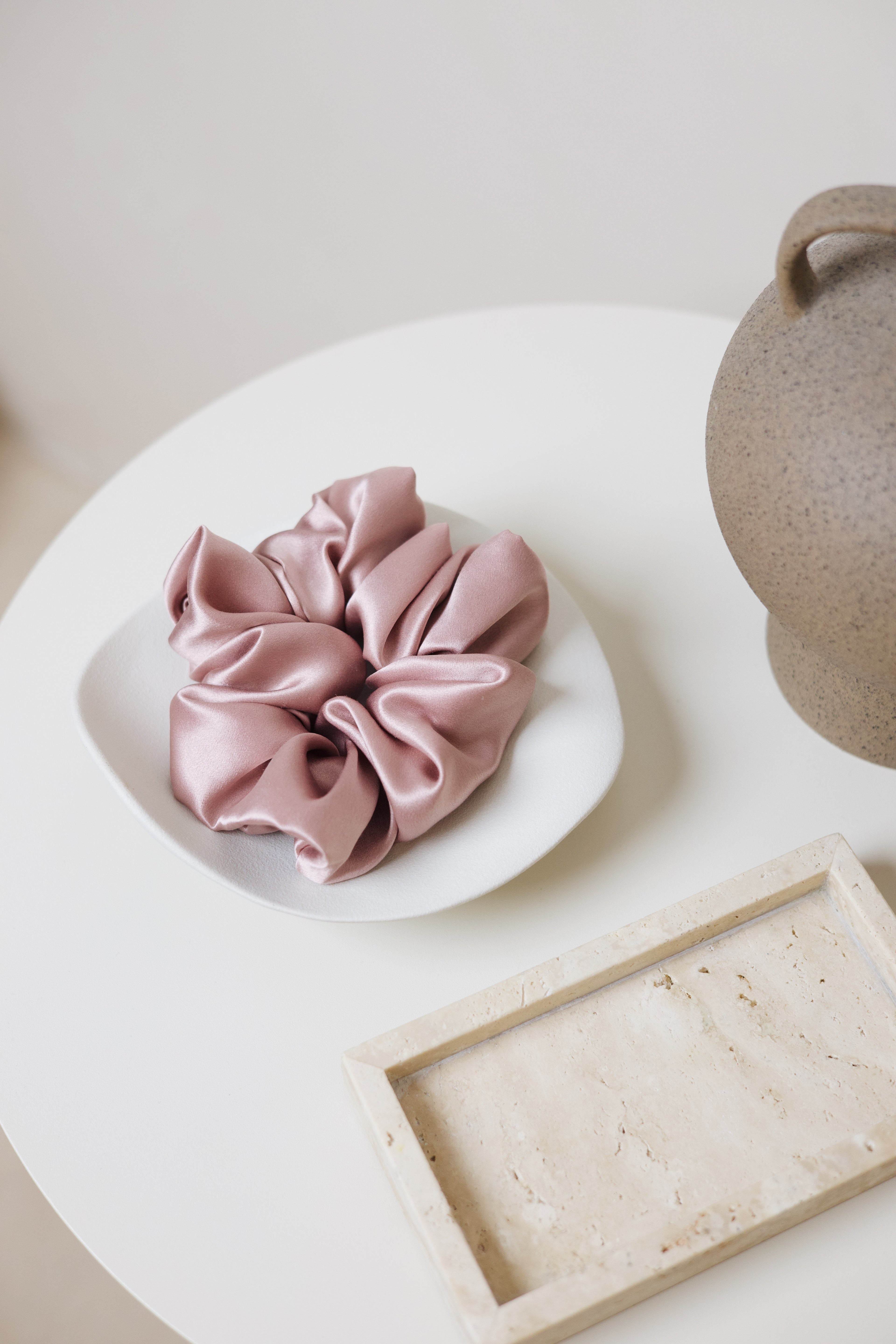 Svilena gumica za kosu PETINI - Dusty Rose